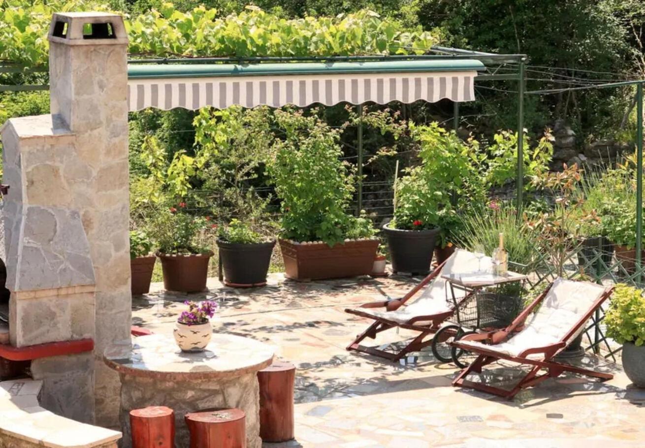 Holiday Home Ana- With Pool Kornić Buitenkant foto